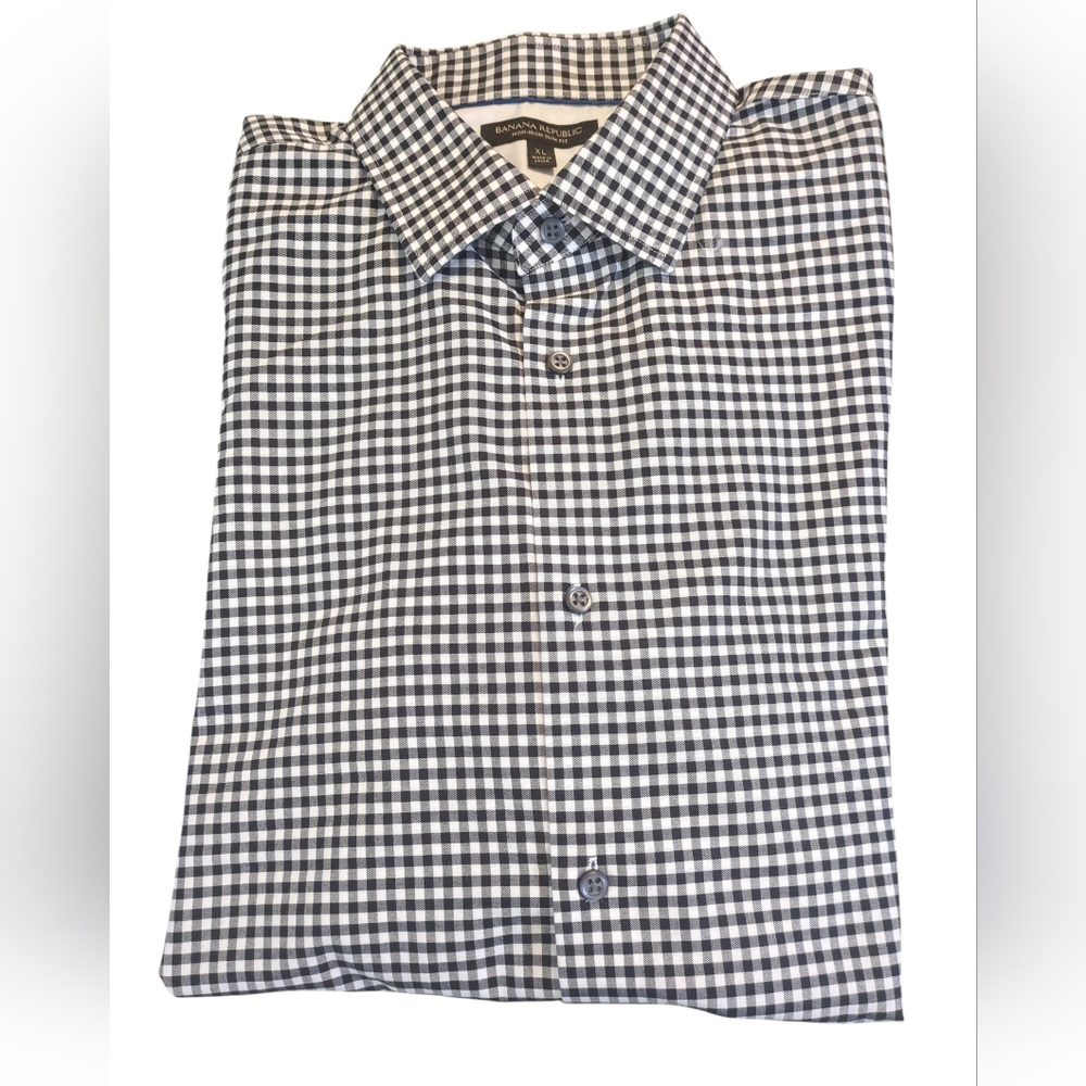 Banana Republic non-Iron slim Fit shirt  with plaid color white/black size XL
